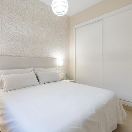 Lumbreras Host Apartment Seville Ngoại thất bức ảnh