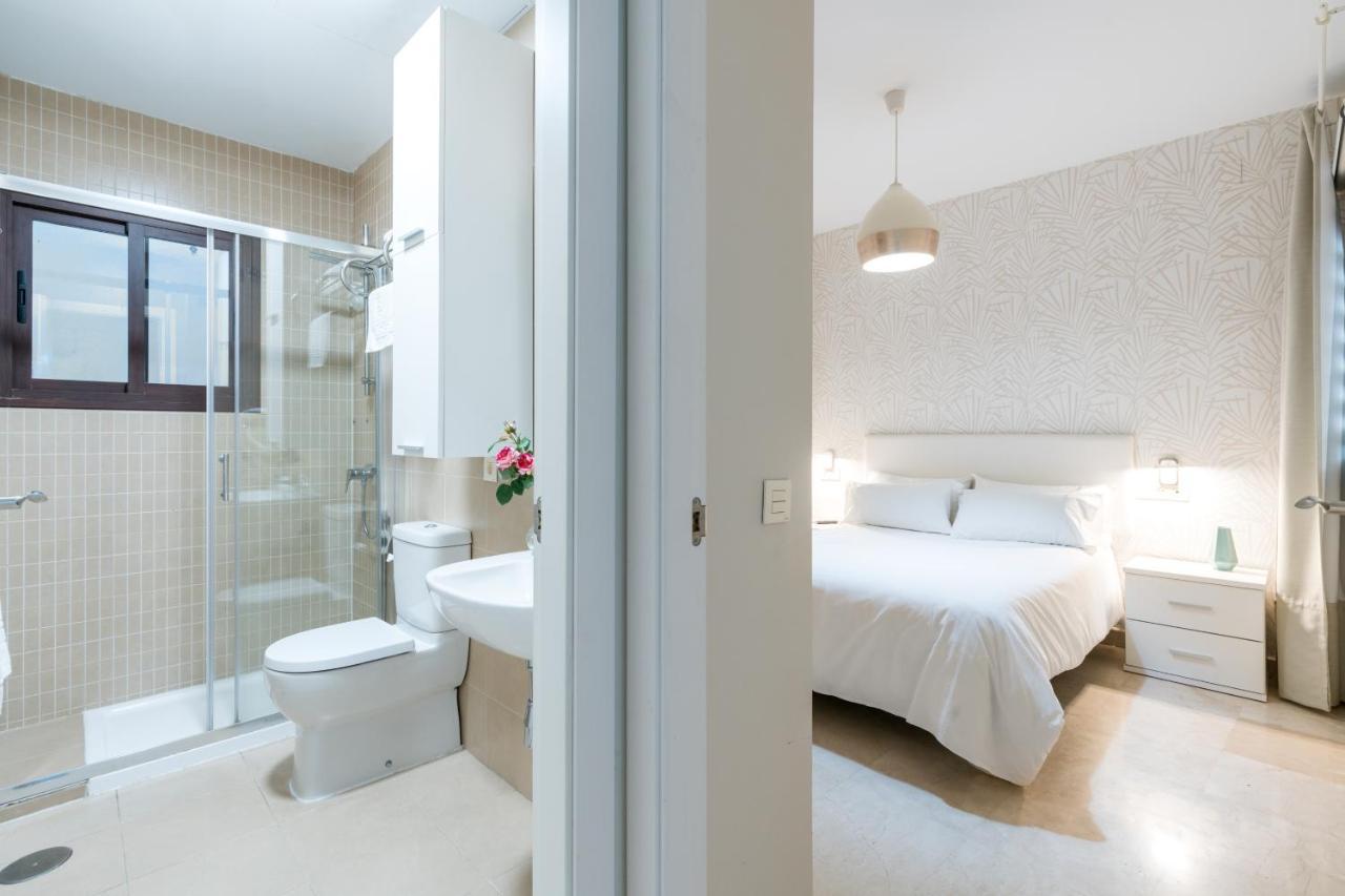 Lumbreras Host Apartment Seville Ngoại thất bức ảnh