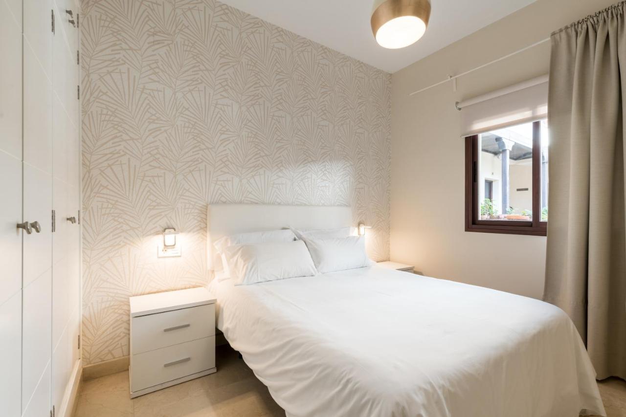 Lumbreras Host Apartment Seville Ngoại thất bức ảnh