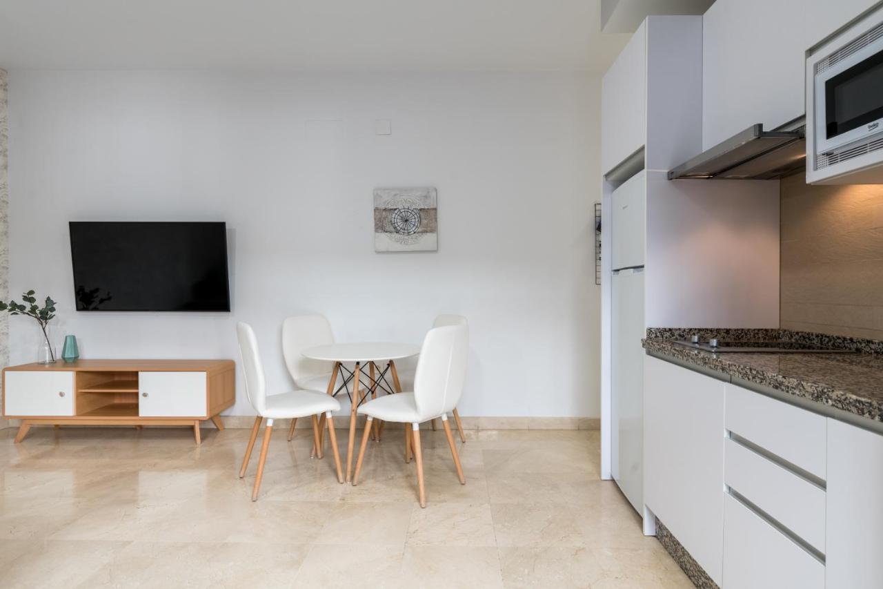 Lumbreras Host Apartment Seville Ngoại thất bức ảnh