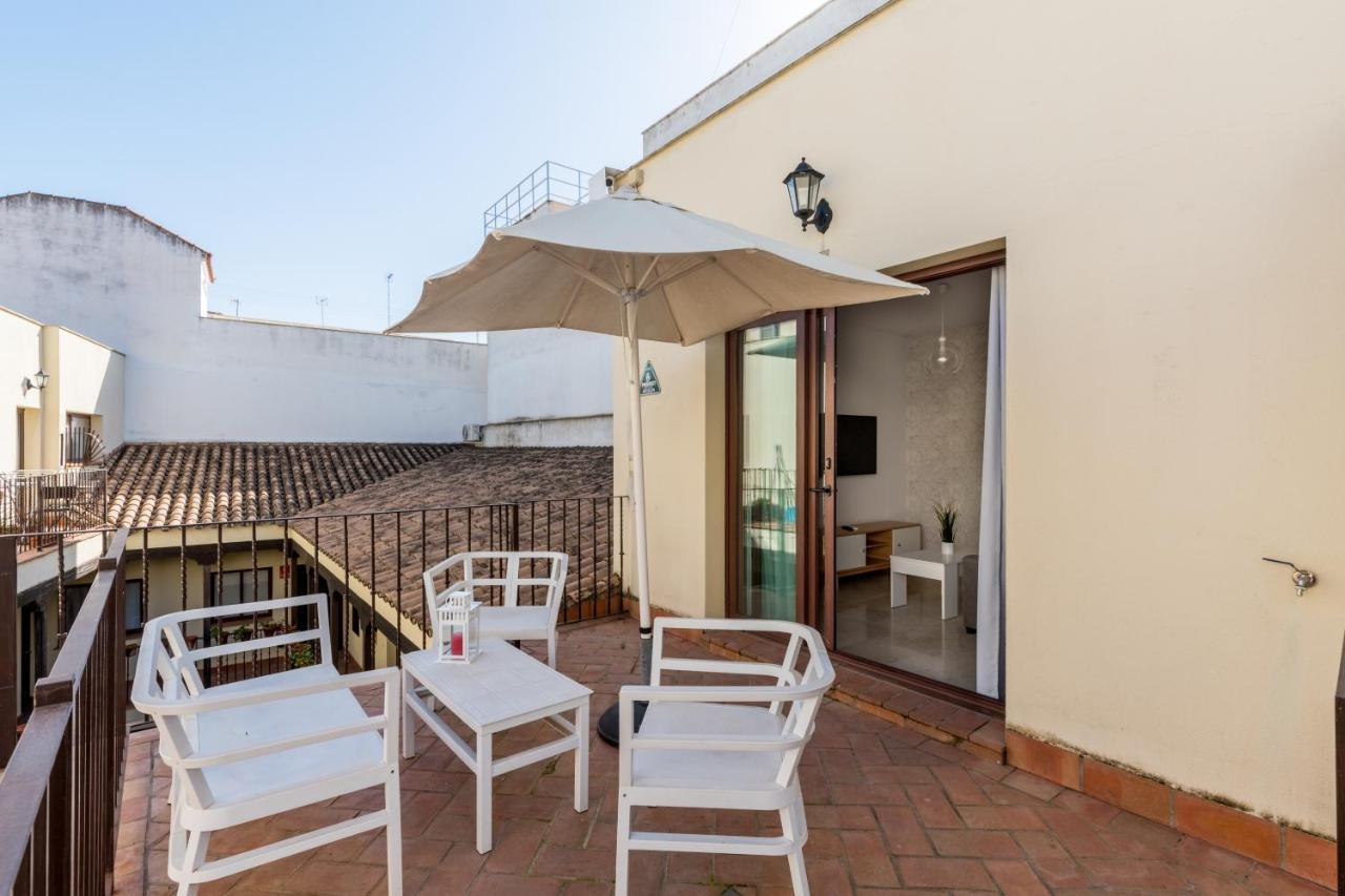 Lumbreras Host Apartment Seville Ngoại thất bức ảnh