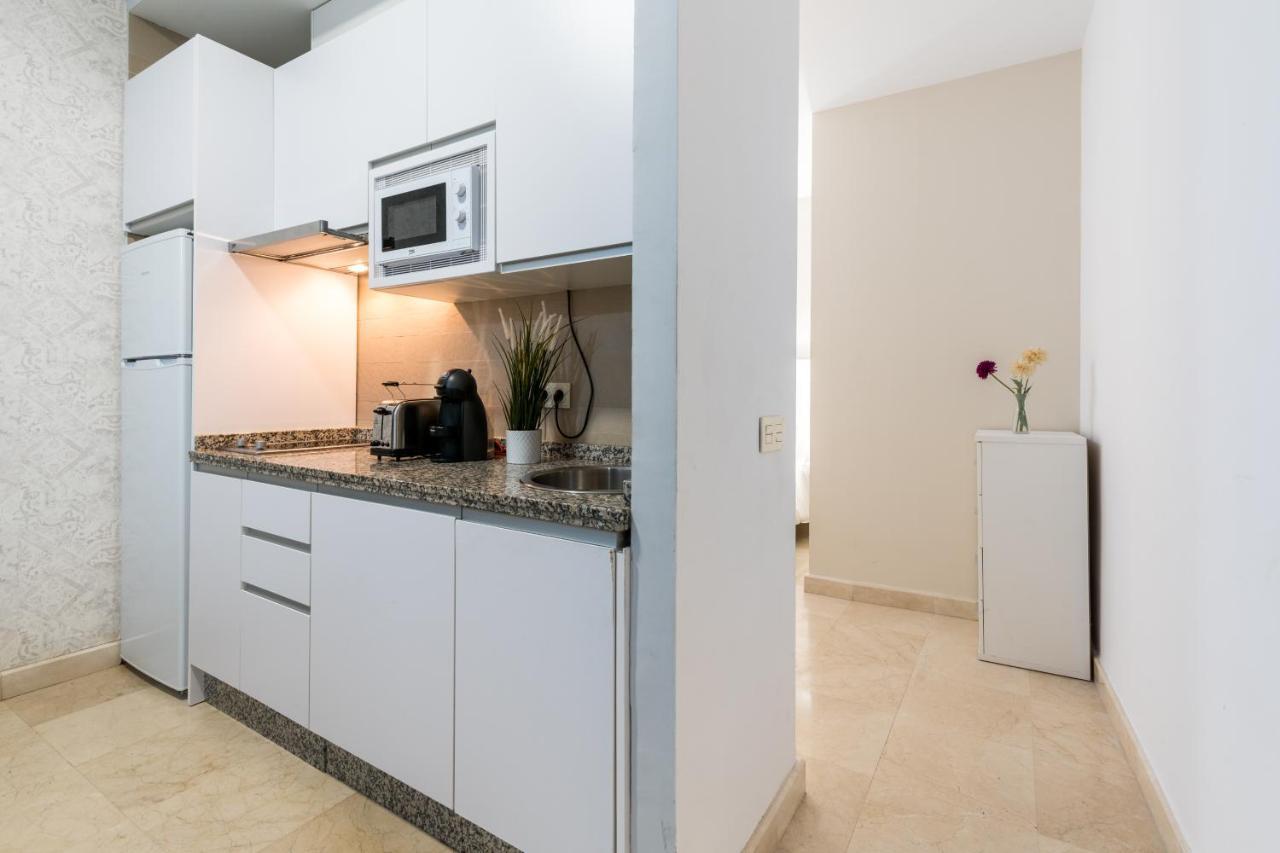 Lumbreras Host Apartment Seville Ngoại thất bức ảnh